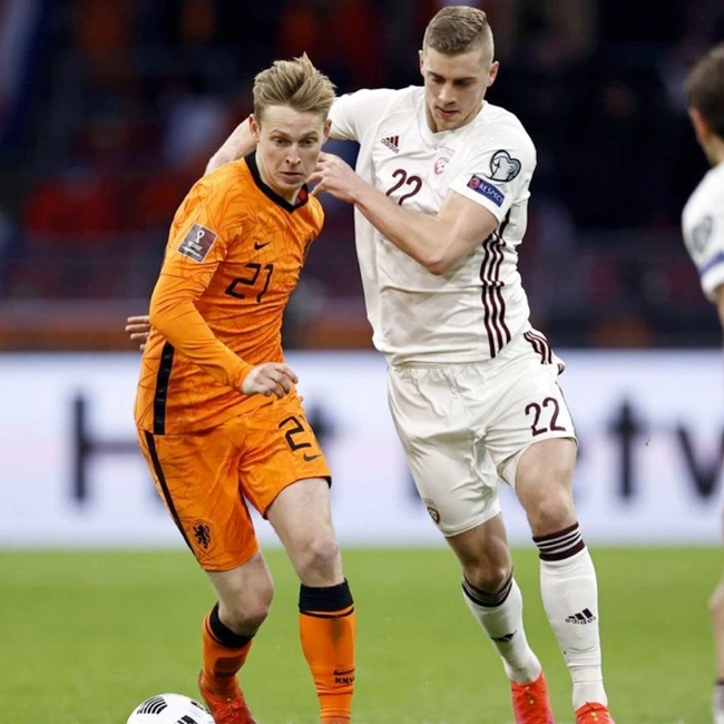 cover image of the auction item