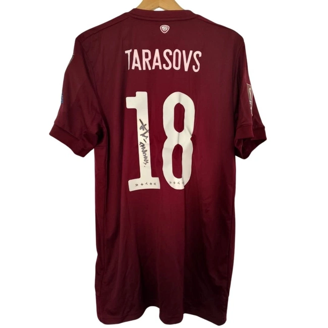 cover image of the auction item