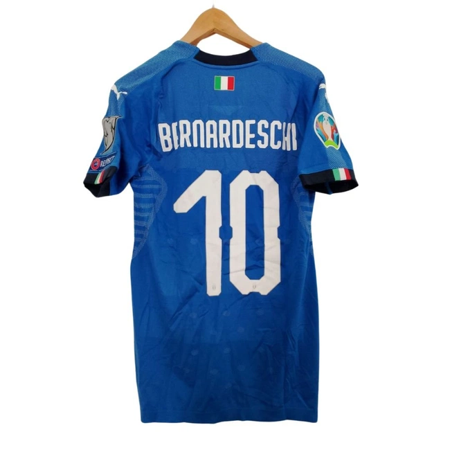 cover image of the auction item