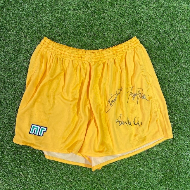 cover image of the auction item