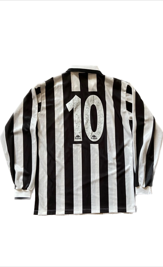 cover image of the auction item