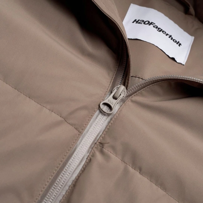 cover of the auction item