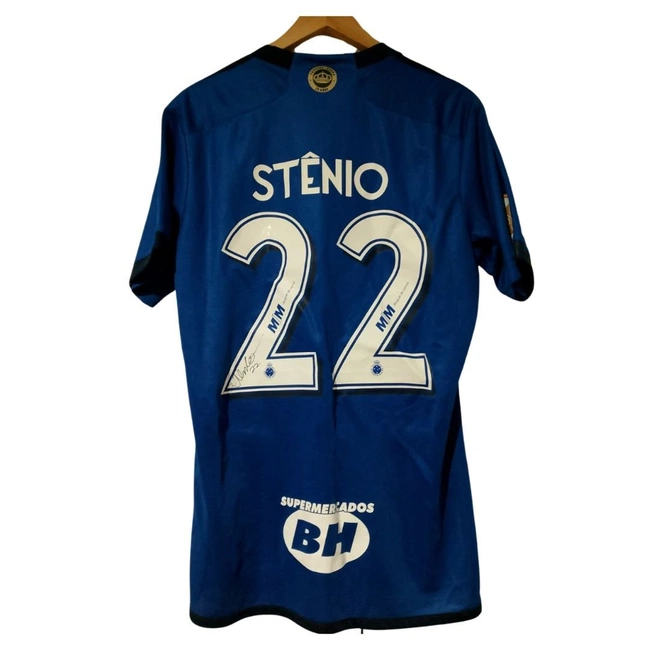 cover image of the auction item