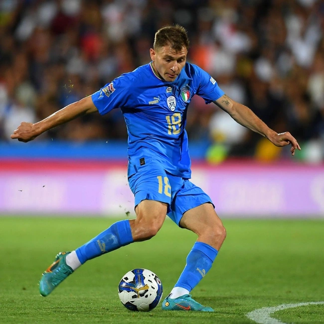 cover image of the auction item