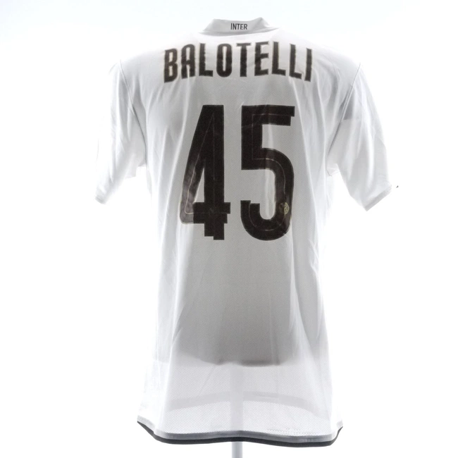 cover image of the auction item