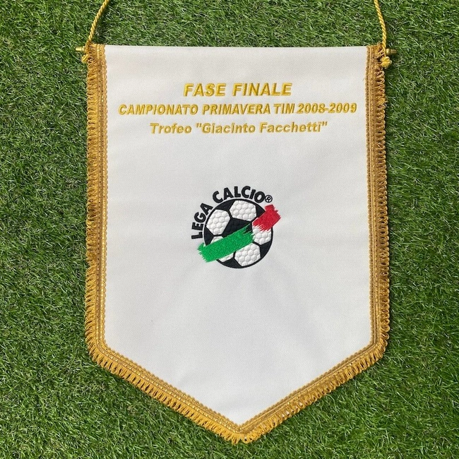 cover image of the auction item