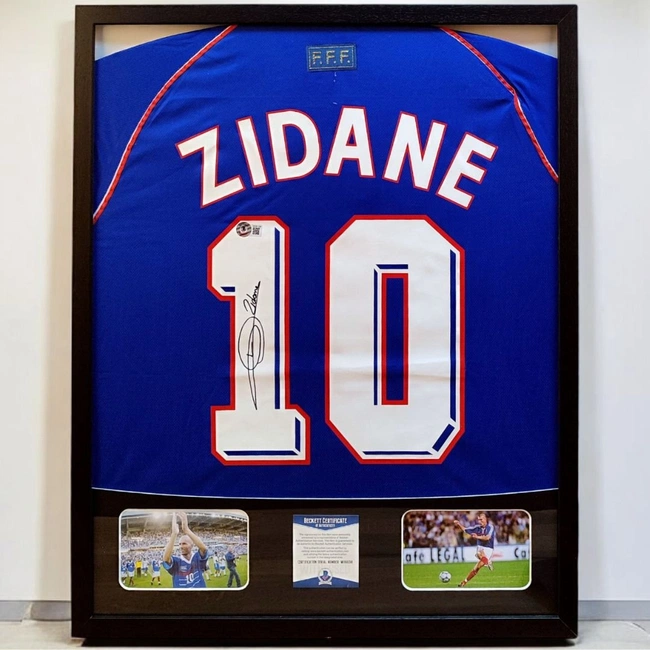 cover image of the auction item