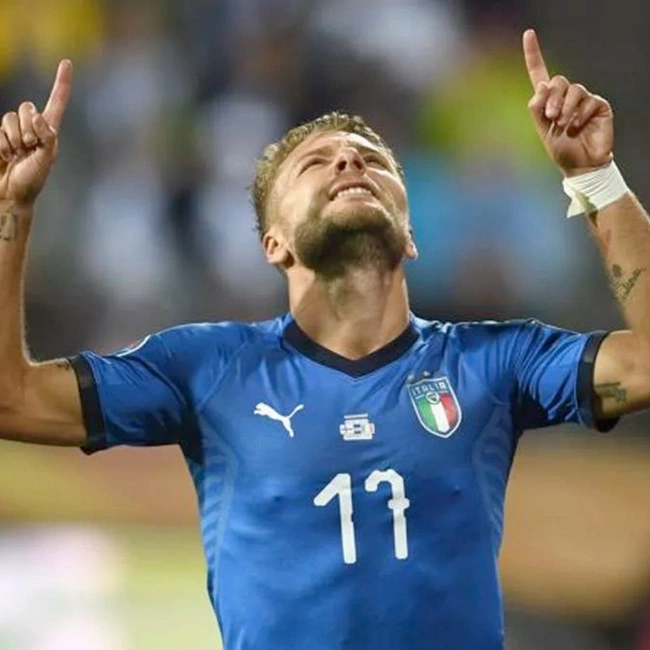 cover image of the auction item