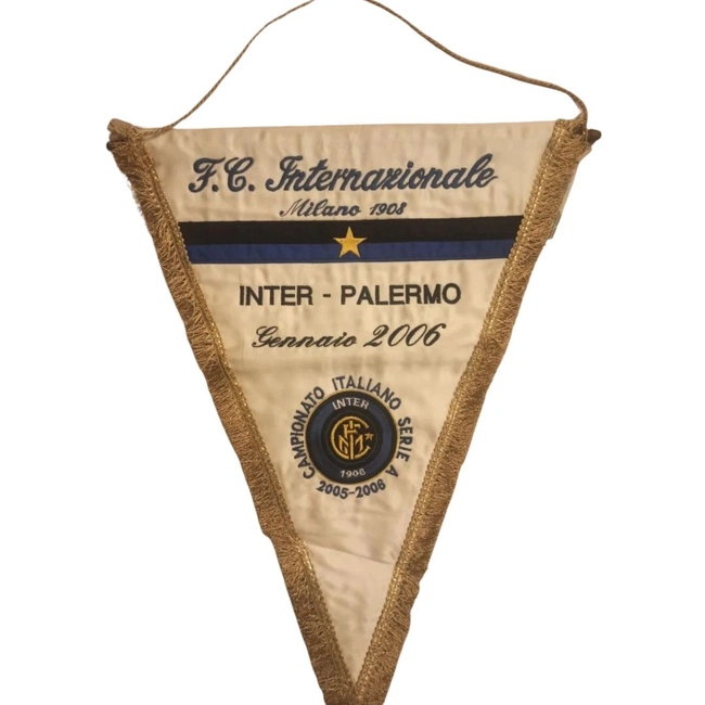 cover image of the auction item