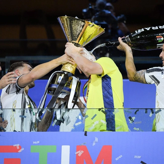 cover image of the auction item