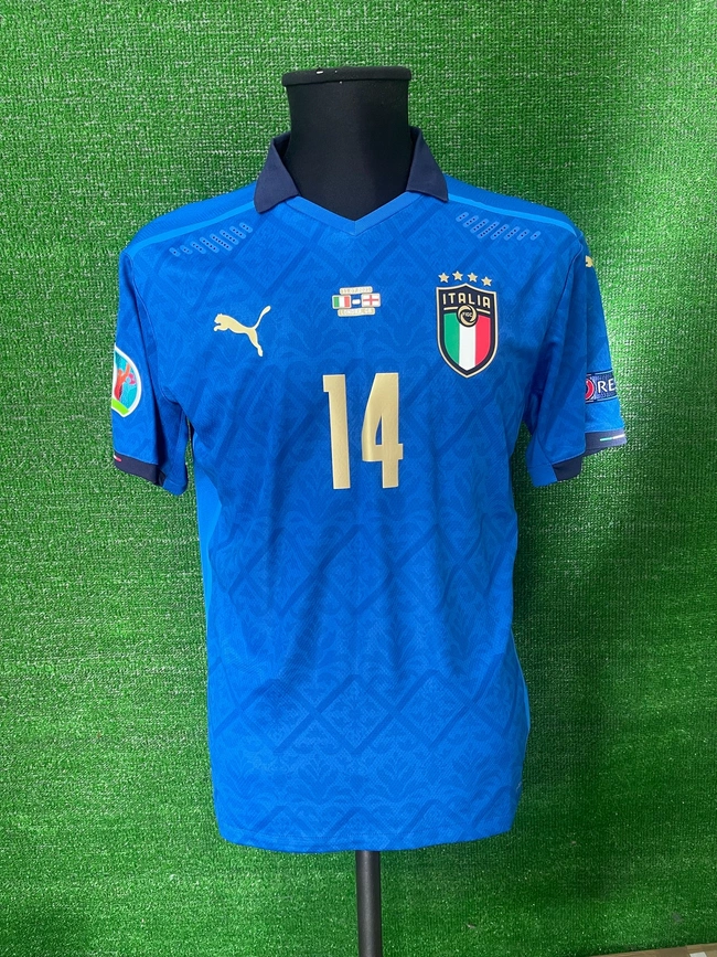 cover image of the auction item