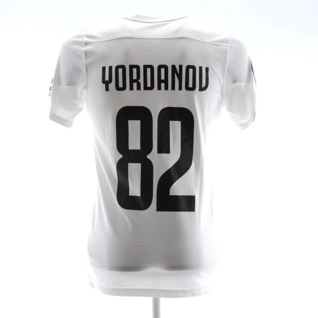 cover image of the auction item