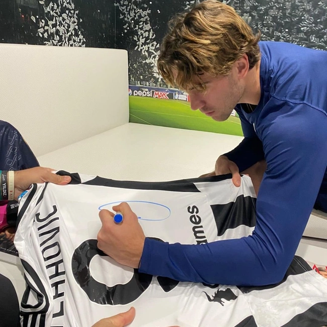 cover of the auction item