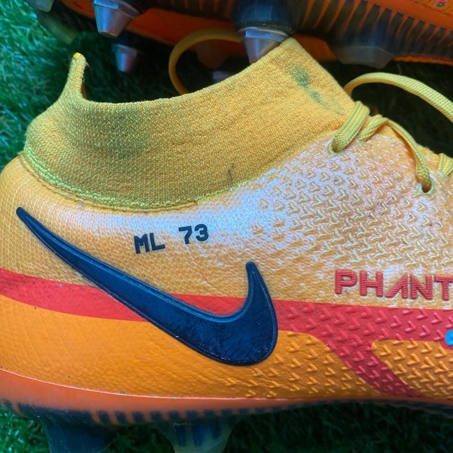 cover of the auction item