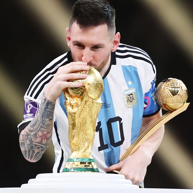 cover image of the auction item