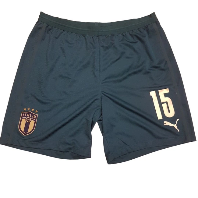 cover image of the auction item