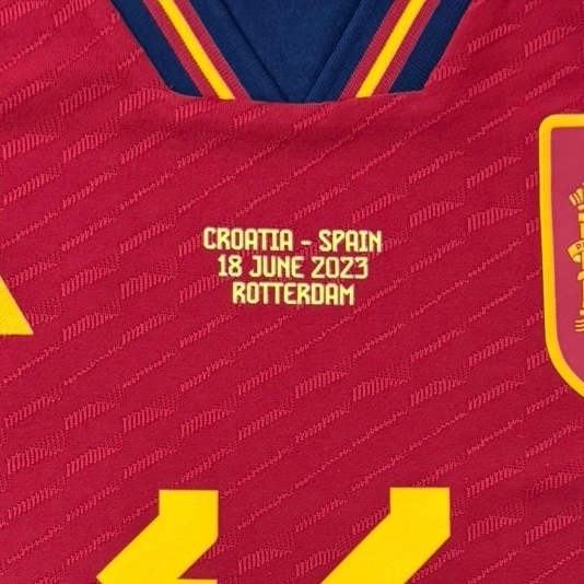 cover image of the auction item