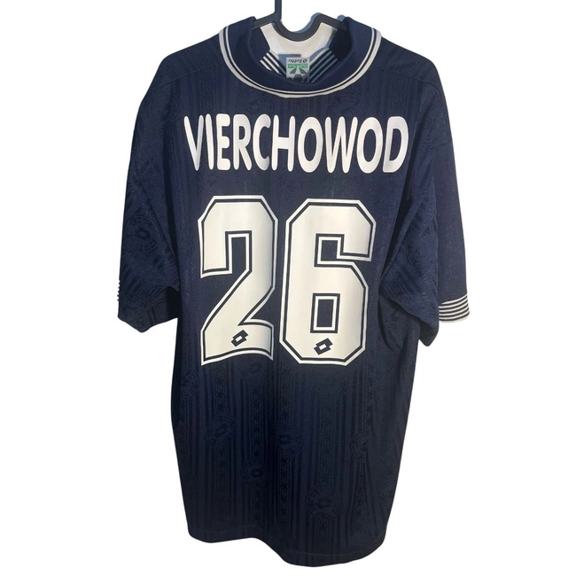 cover image of the auction item