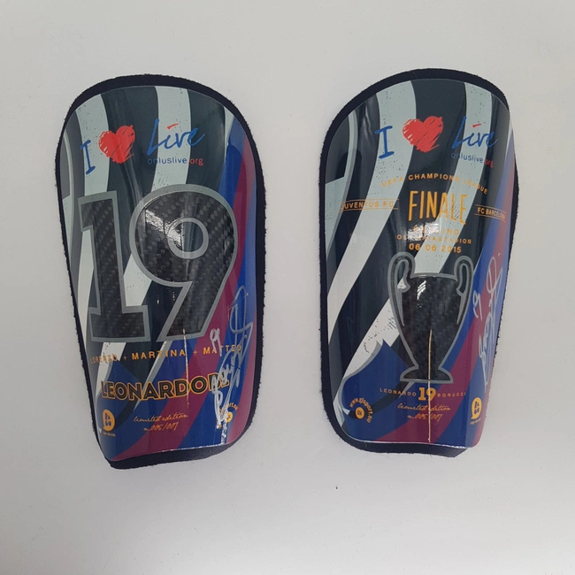 cover image of the auction item