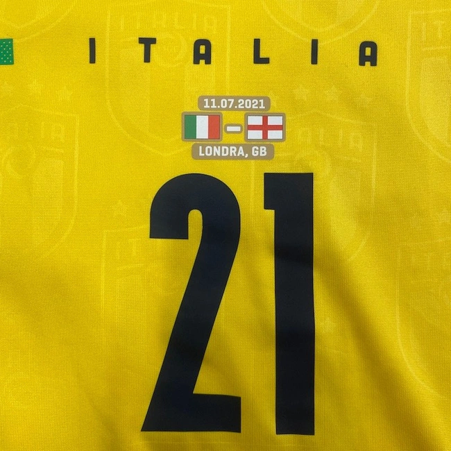 cover image of the auction item