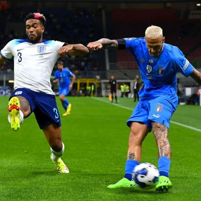 cover image of the auction item