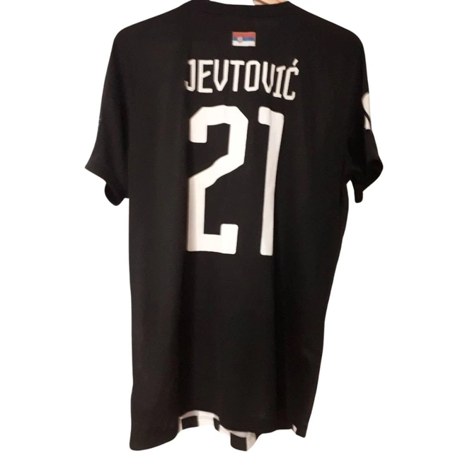 cover image of the auction item