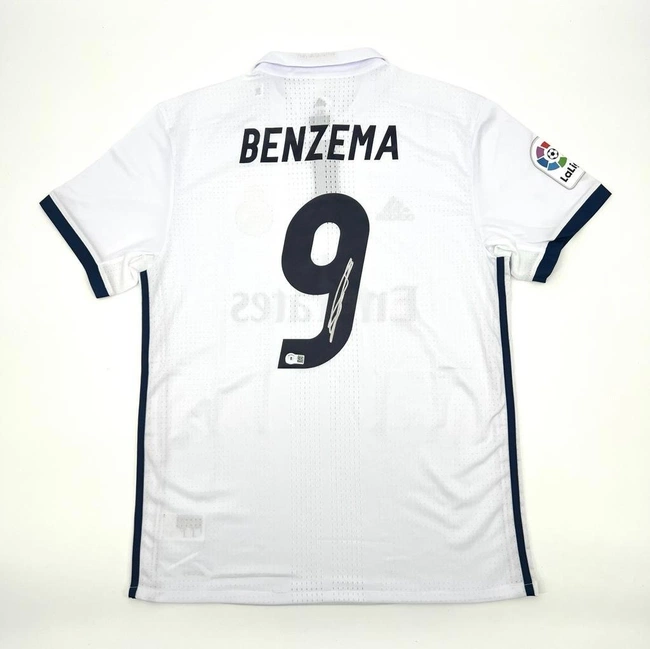 cover image of the auction item