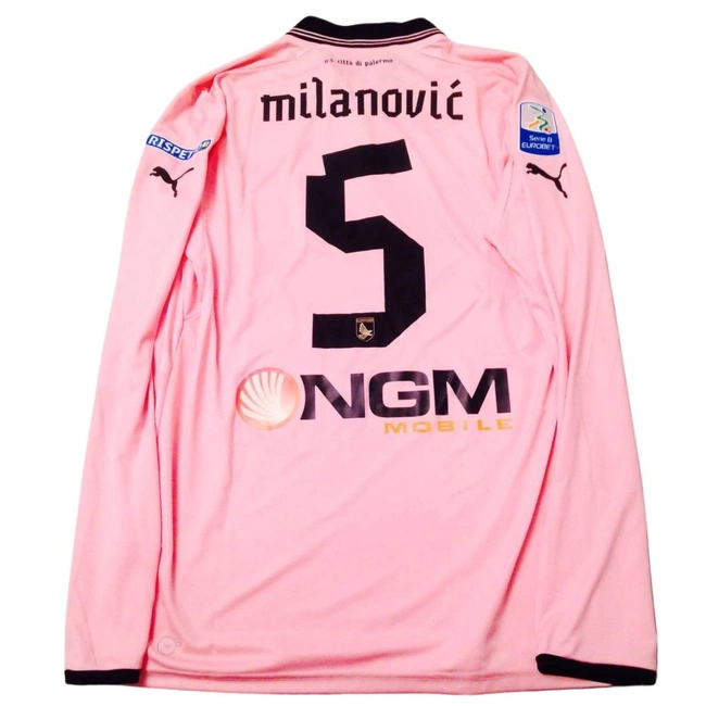 cover image of the auction item