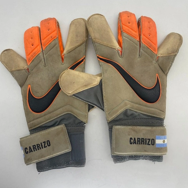 cover image of the auction item