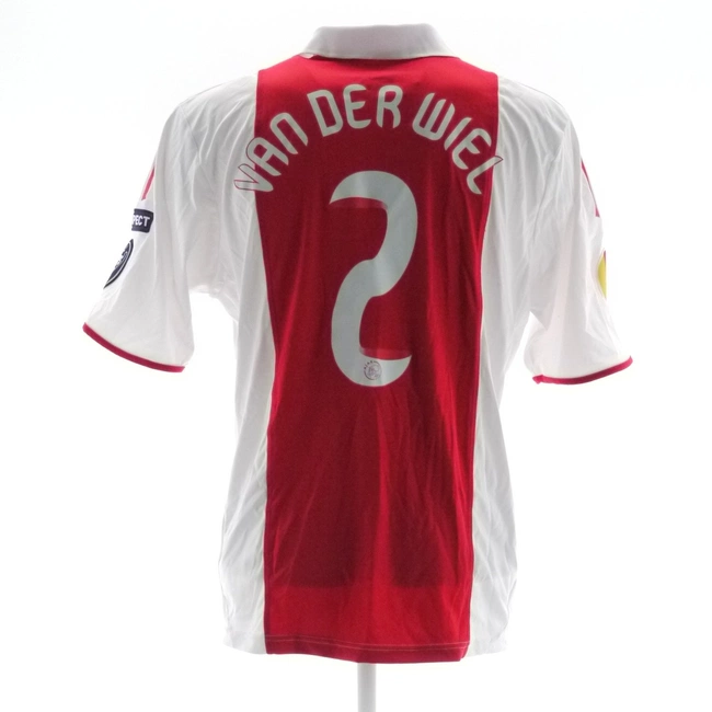 cover image of the auction item