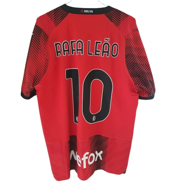 cover image of the auction item