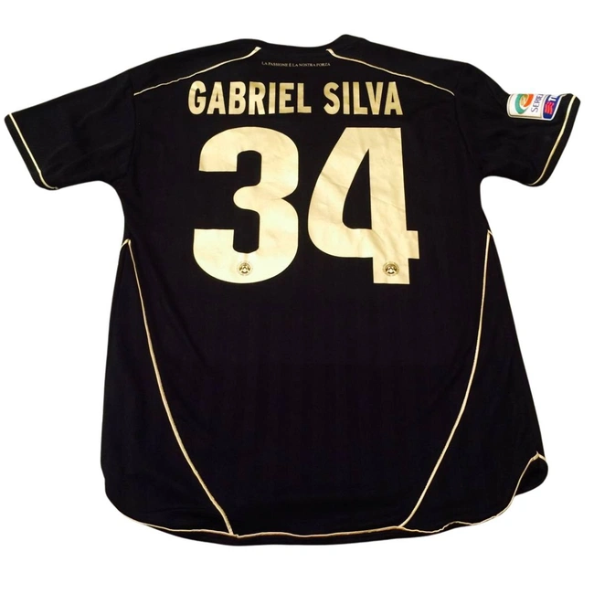 cover image of the auction item