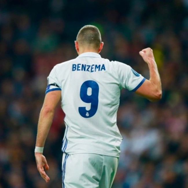 cover image of the auction item