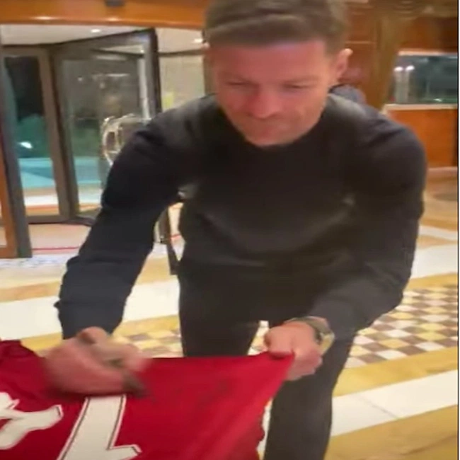 cover image of the auction item