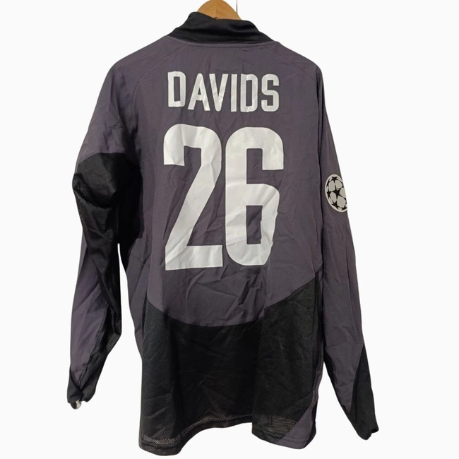 cover image of the auction item