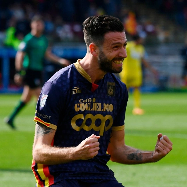 cover image of the auction item