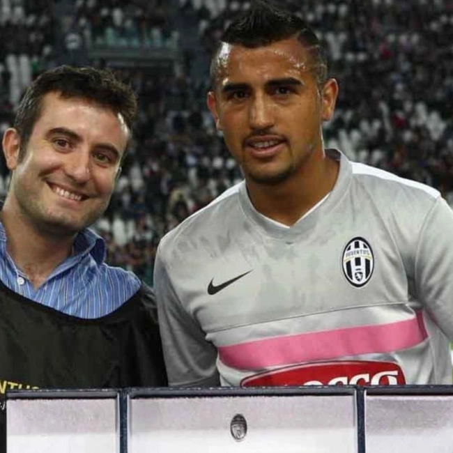 cover image of the auction item