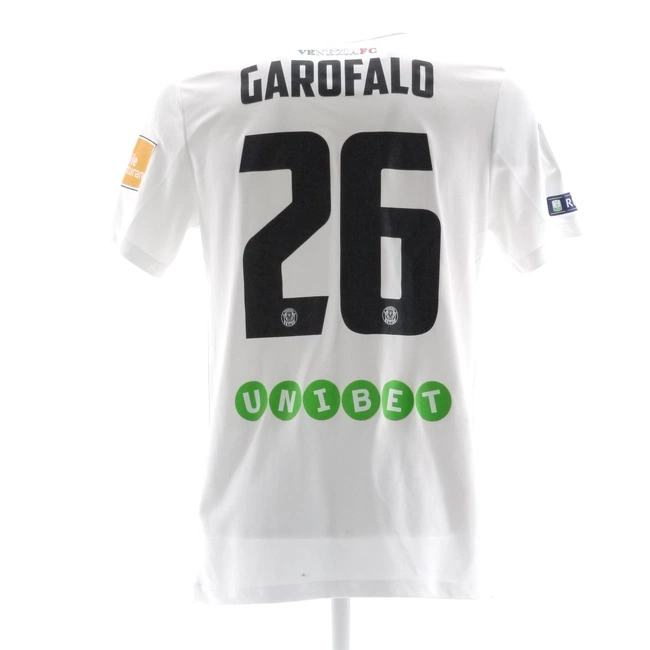 cover image of the auction item