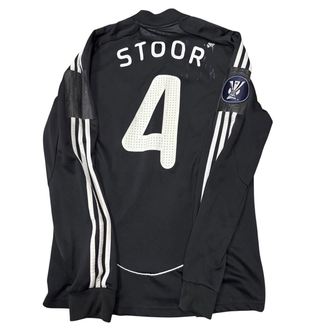 cover image of the auction item