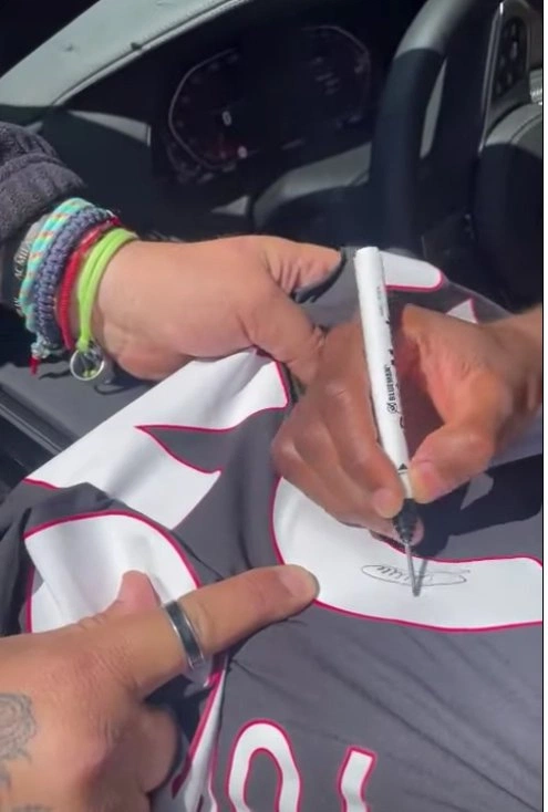 cover of the auction item