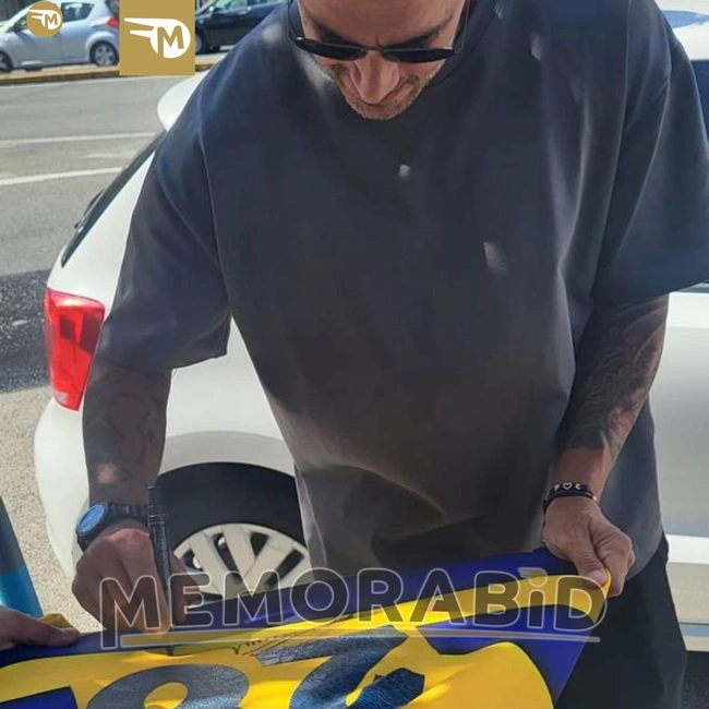 cover image of the auction item