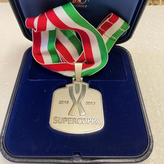 cover image of the auction item