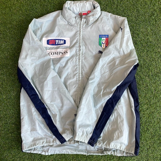 cover image of the auction item