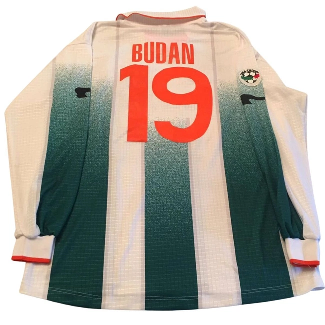 cover image of the auction item