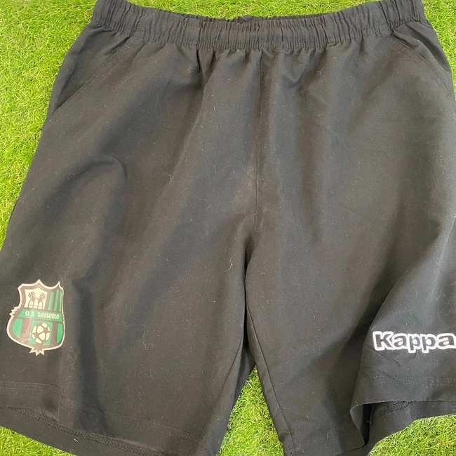 cover image of the auction item