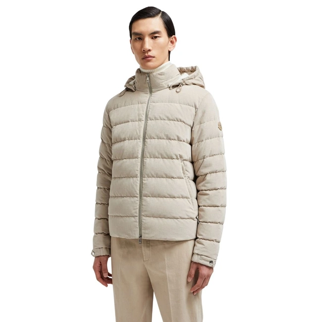 cover of the auction item