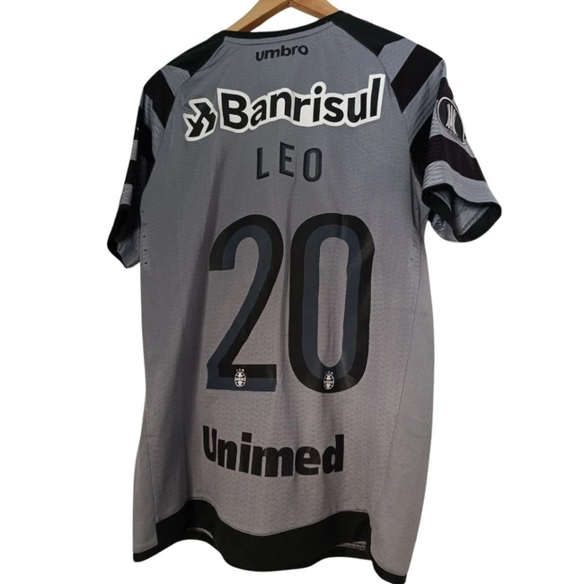 cover image of the auction item