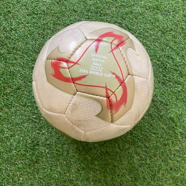 cover image of the auction item