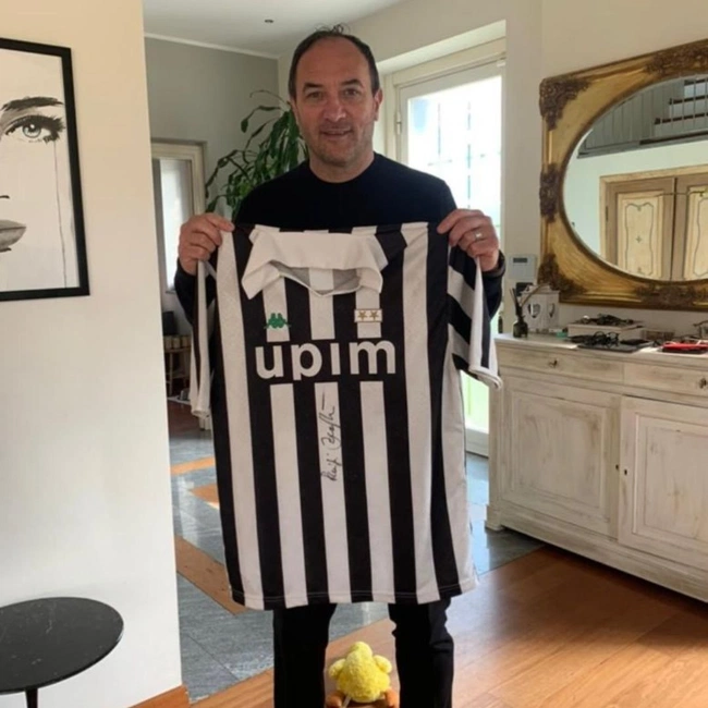 cover of the auction item