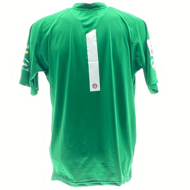 cover image of the auction item